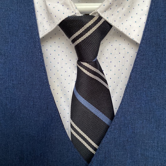 Van Heuson Dress Suit - Picture 7 of 7